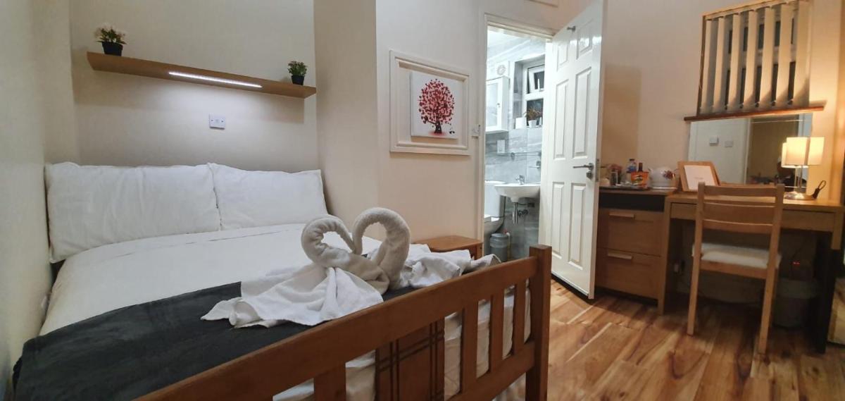 Chatsworth Guest House - Housity