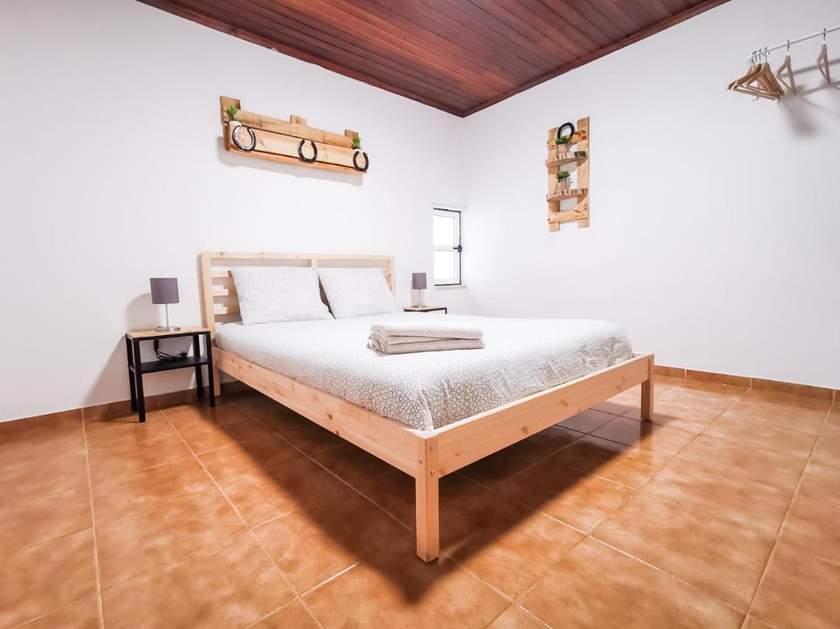Casa Poema Next To River Tejo & Zêzere - Housity