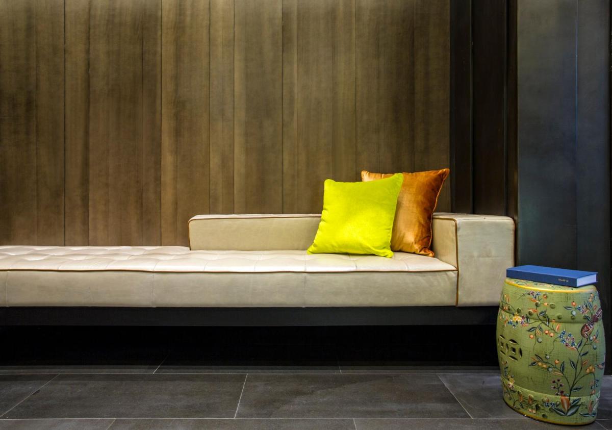 Holiday Inn Manhattan Financial District, an IHG - Housity