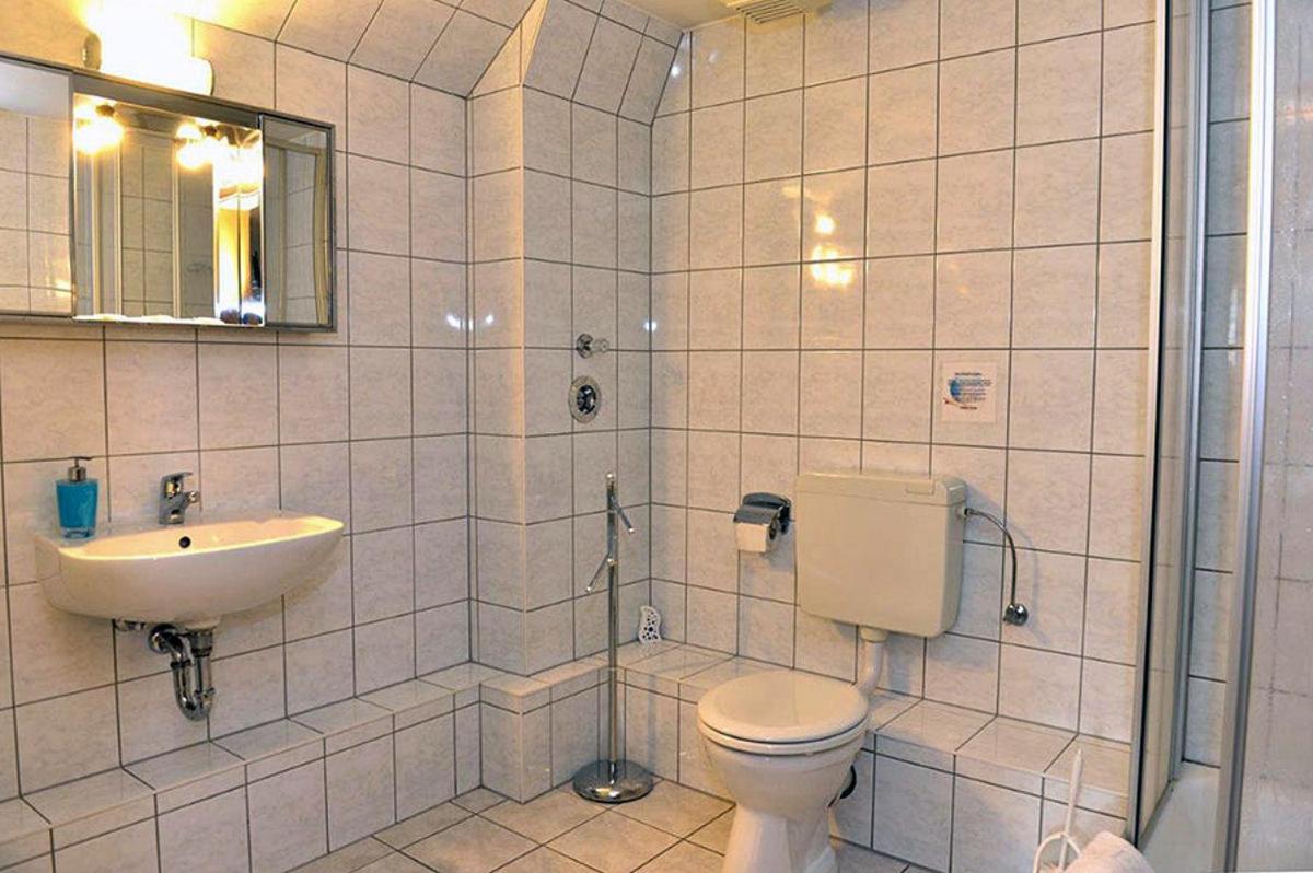 Pension Bloo Tomato - Housity