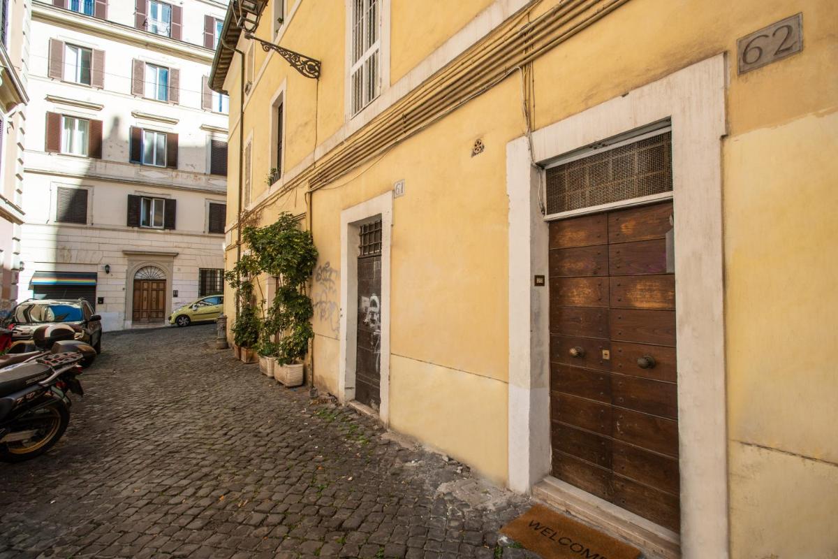 4C Colosseo Holidays - Housity