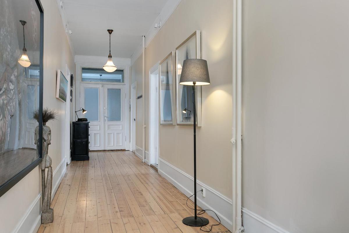 Suitetrails - Sudurgata - Authentic Reykjavik Style Apartment