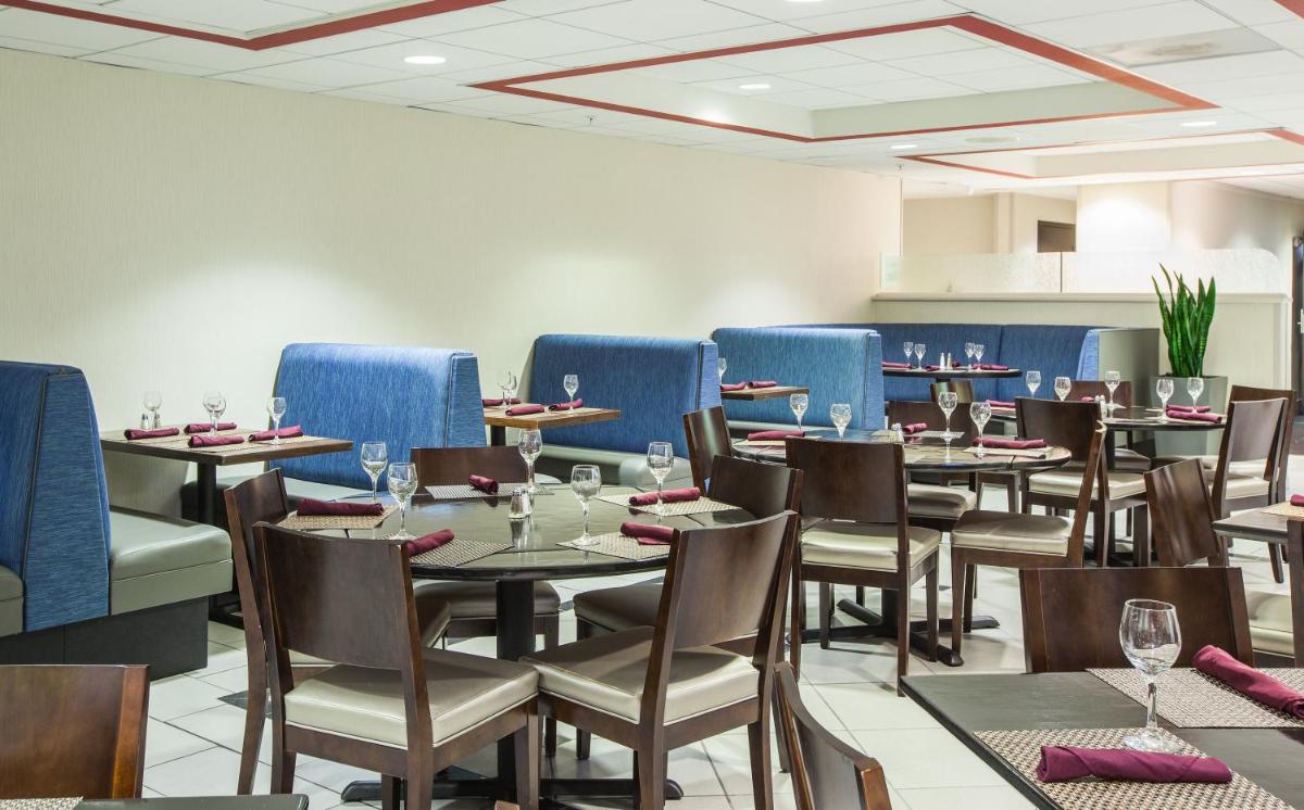 Holiday Inn Oceanside Marina Camp Pendleton by IHG - Housity