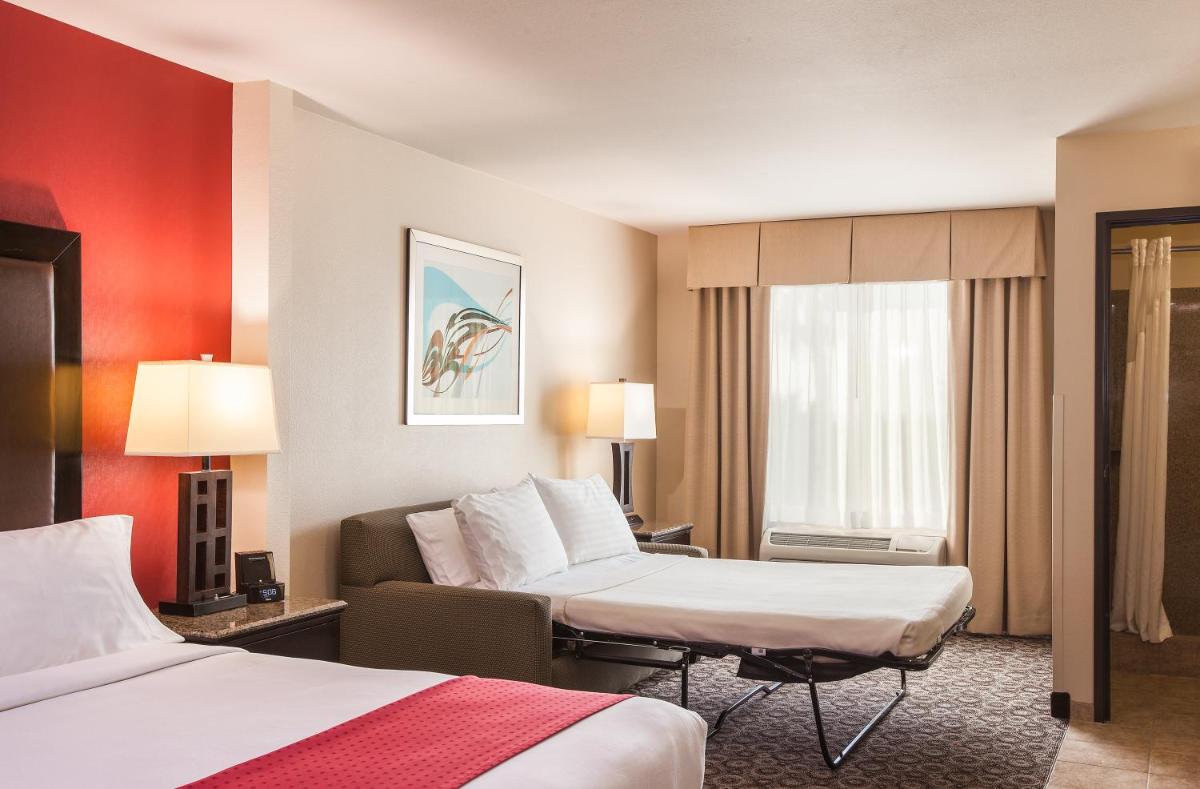 Holiday Inn Oceanside Marina Camp Pendleton by IHG - Housity