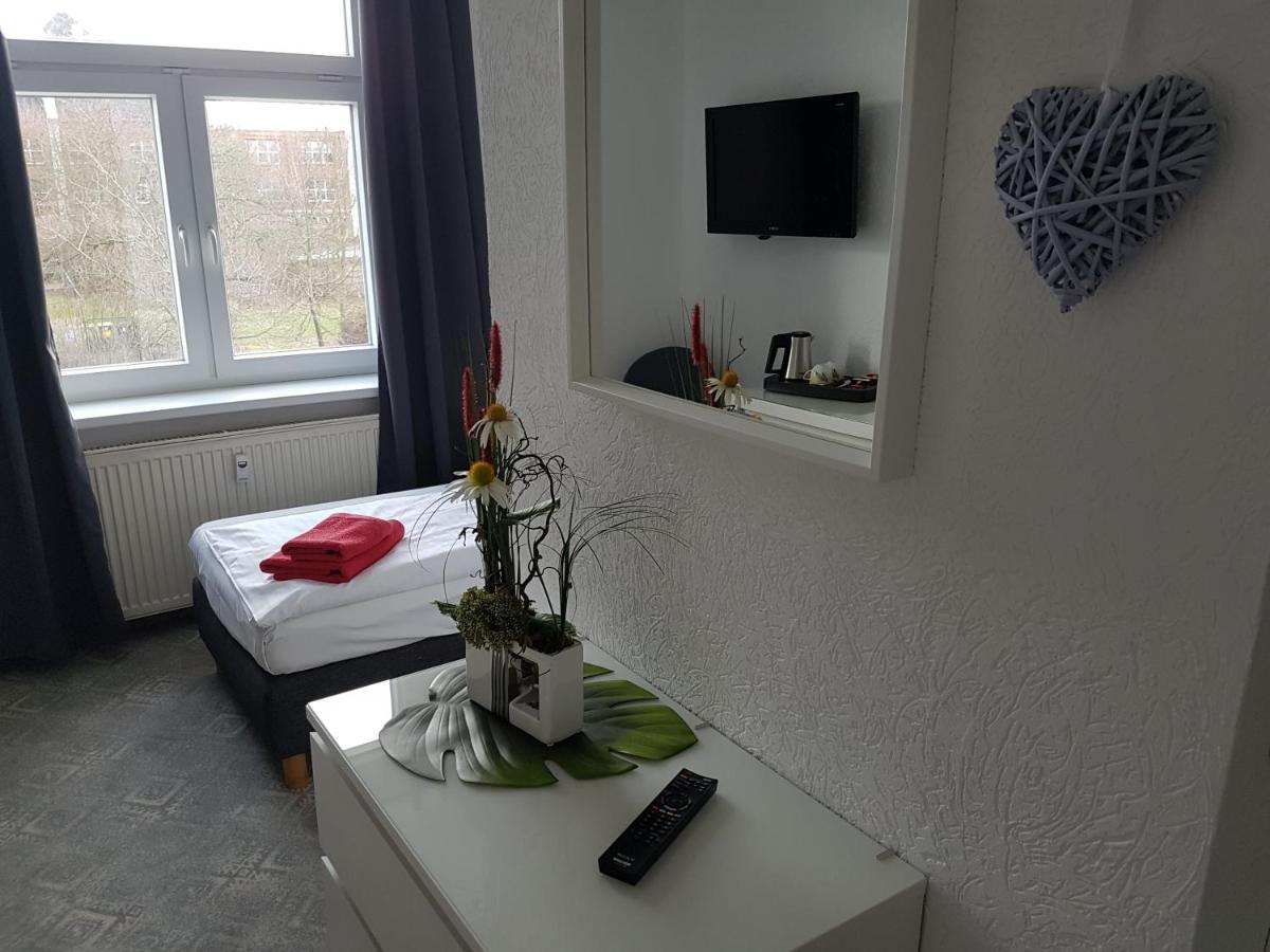 Pension Am Stadtrand - Housity