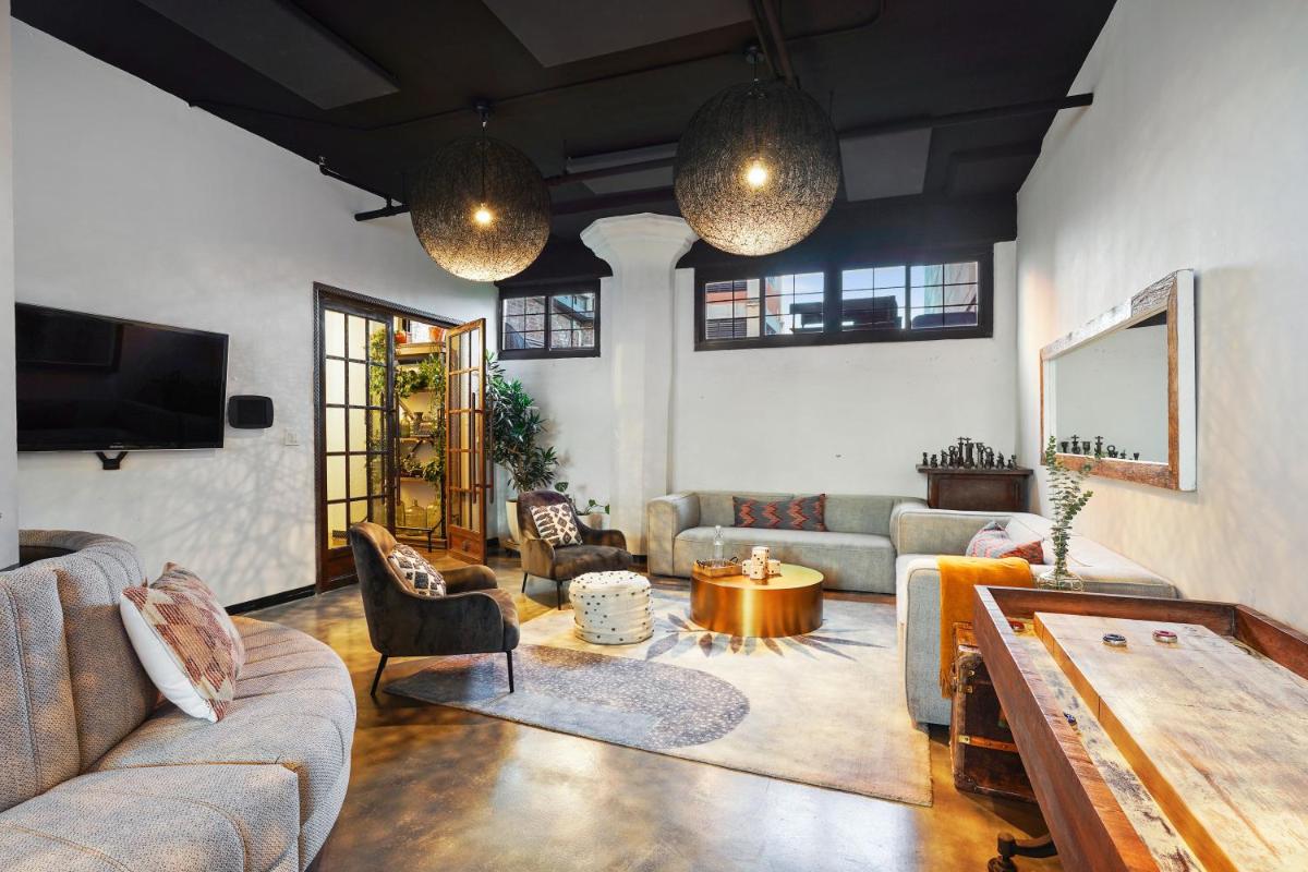 The Collective Paper Factory - Housity