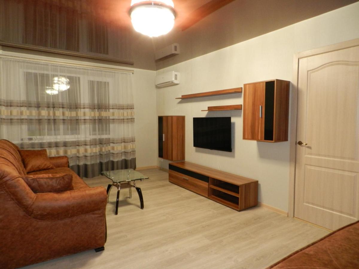 2-room Luxury Apartment on Ukrainskaya Street 43, by GrandHome - Housity