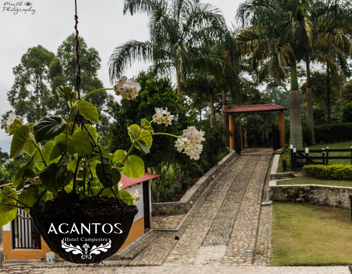 Acantos Hotel Campestre - Housity