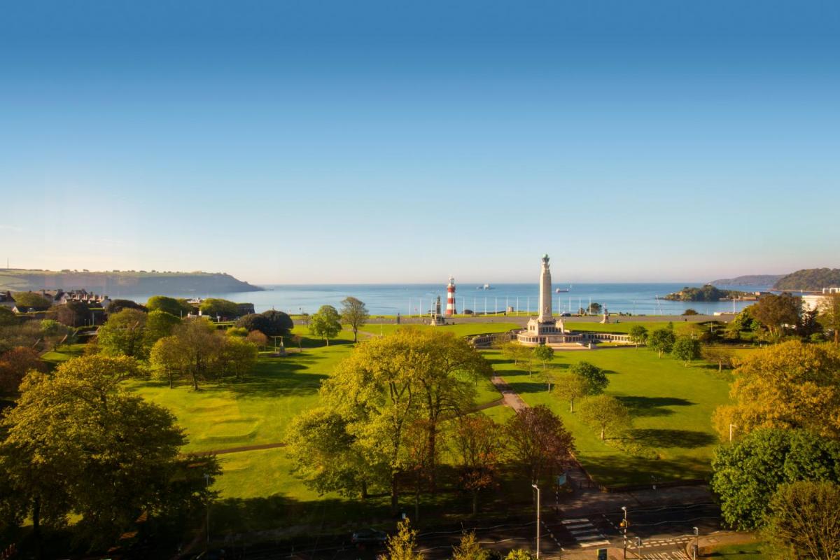 Crowne Plaza Plymouth, an IHG Hotel - Housity