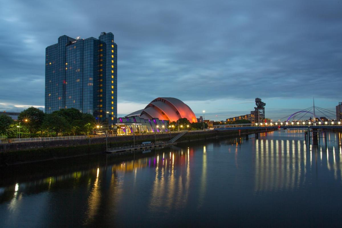 Suitetrails - Crowne Plaza Glasgow, an IHG Hotel