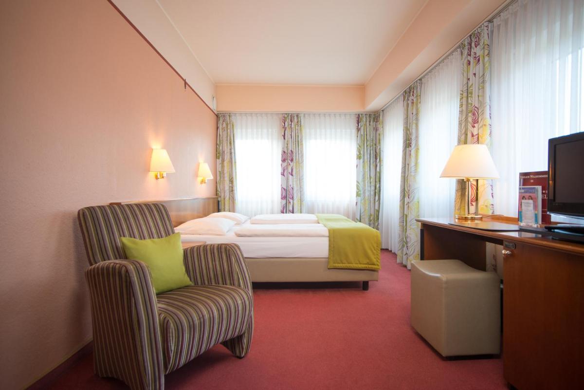 Suitetrails - Trip Inn PostHotel Düren