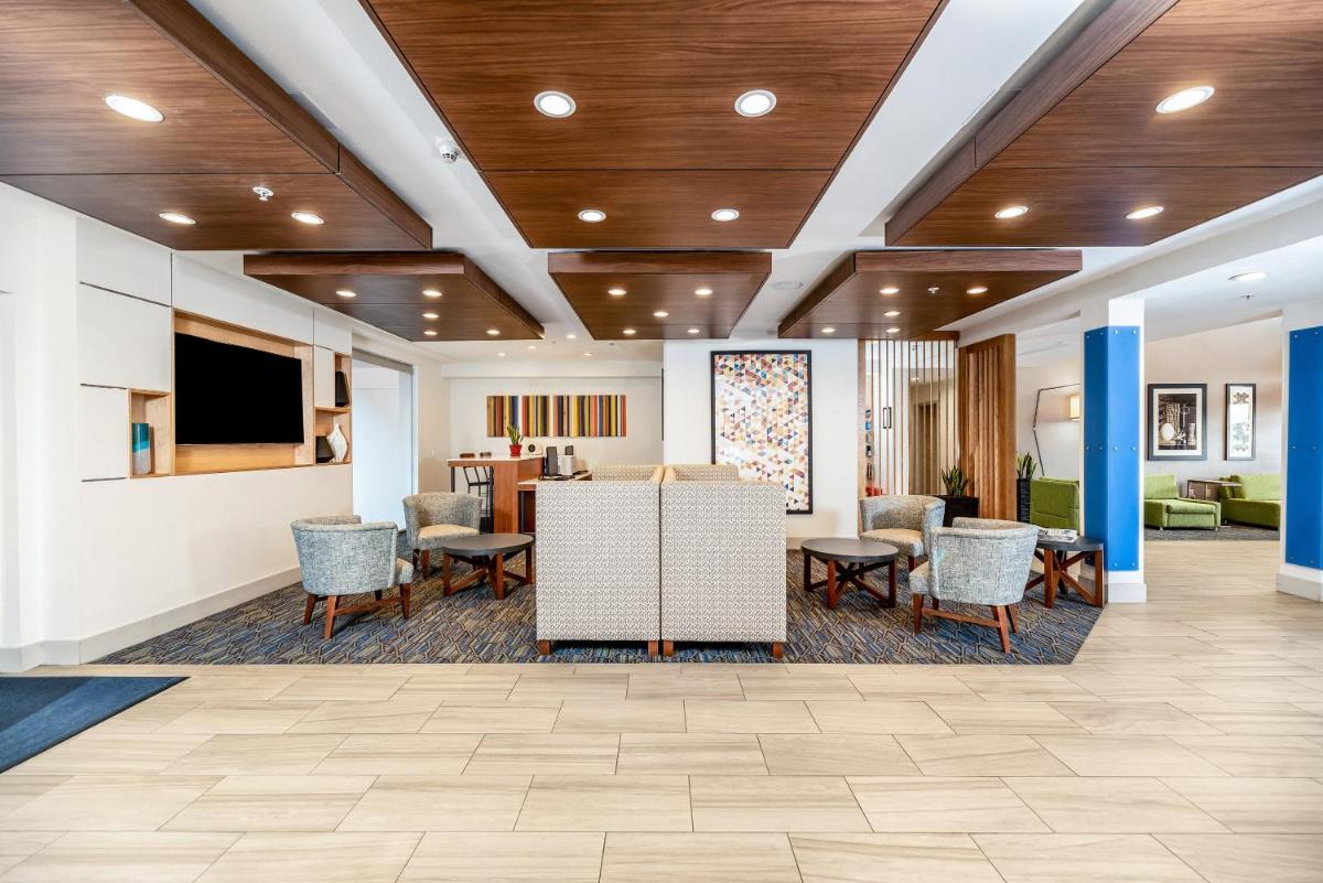 Holiday Inn Express Fremont - Milpitas Central, an IHG Hotel - Housity