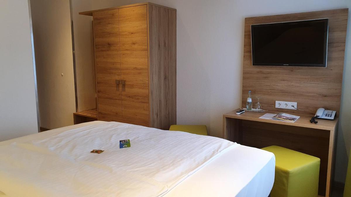 AKZENT Hotel Merfelder Hof - Housity