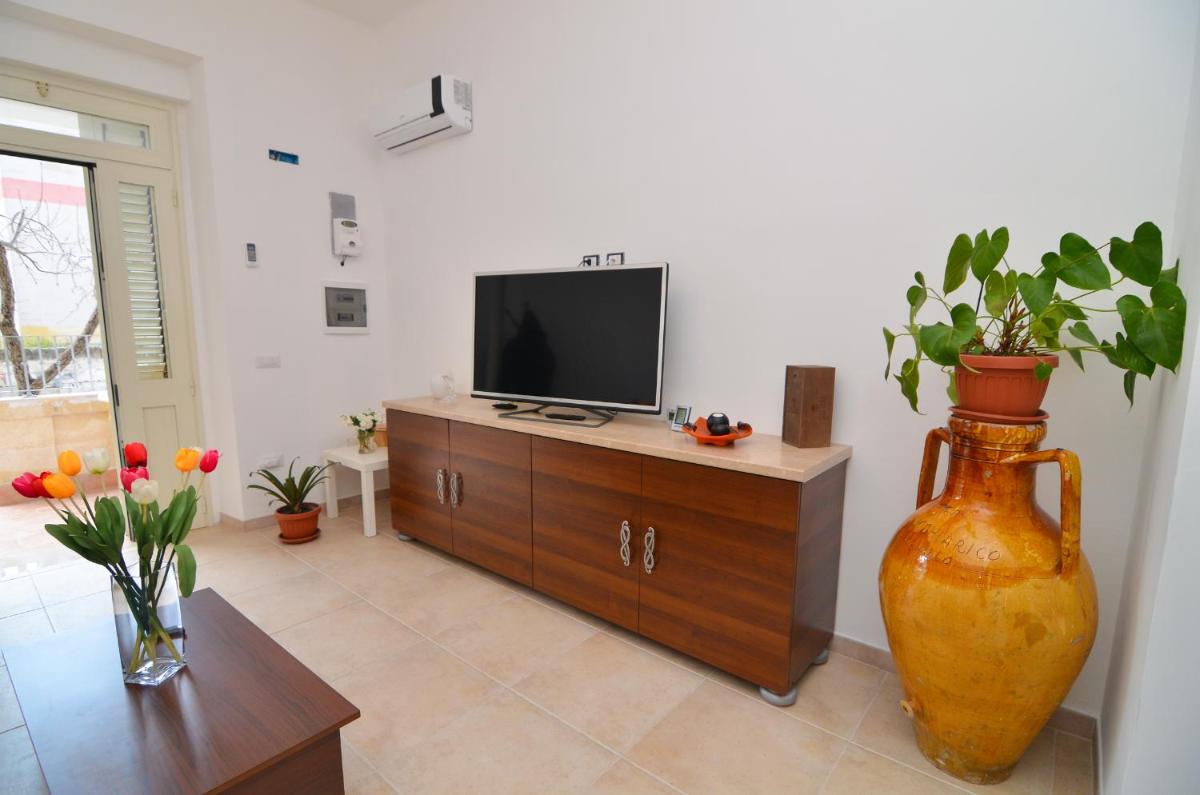 Casa Nzinu a soli 170 mt dal mare di Torre Colimena - Housity