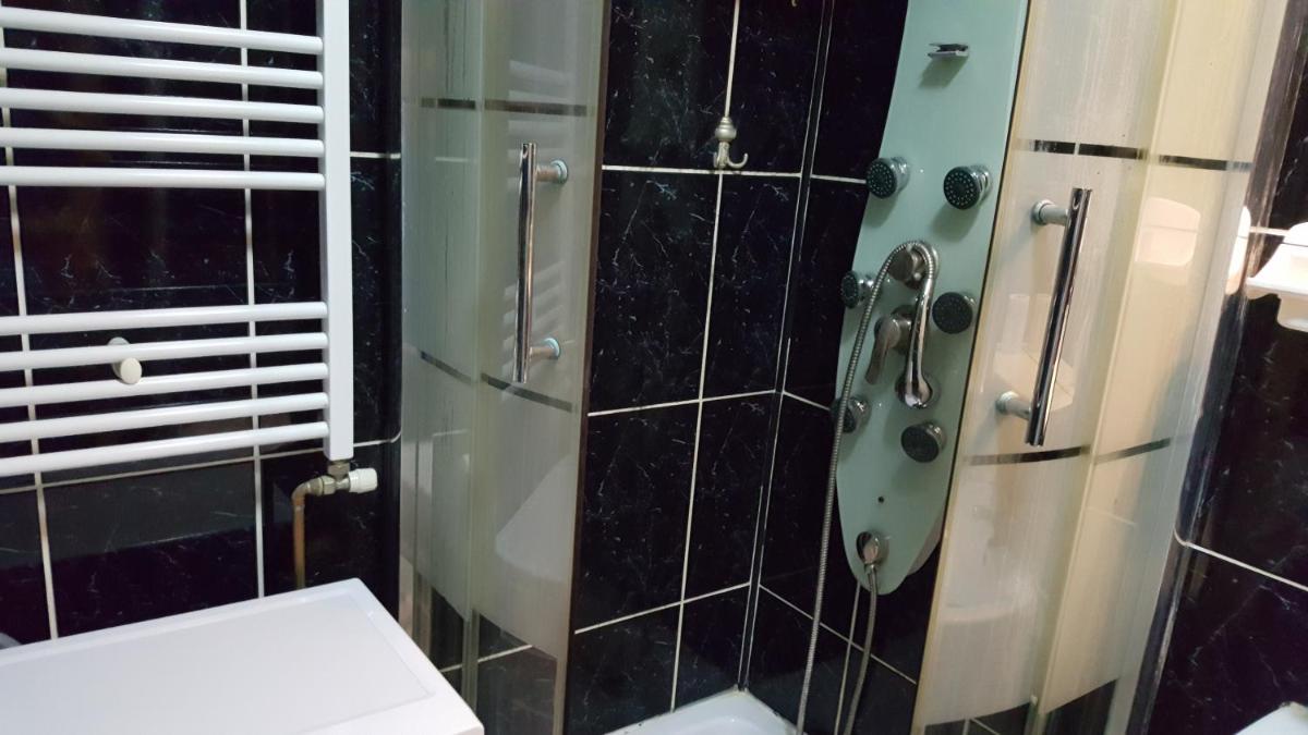 Venus Plaza Apartment Ploiesti - Housity