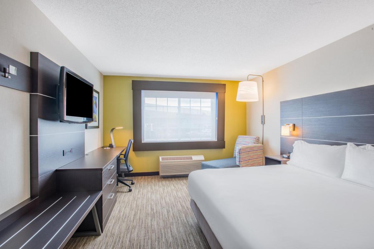 Holiday Inn Express Hotel & Suites Boston - Marlboro by IHG - Housity