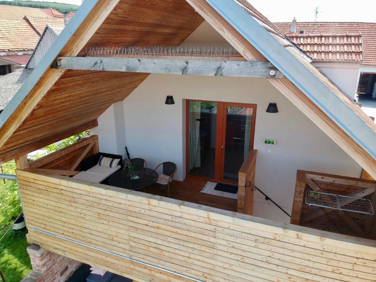 Rezidence Věstonice - Housity