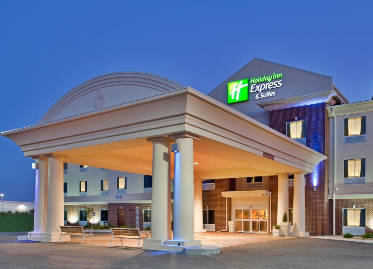 Holiday Inn Express Hotel & Suites Sedalia, an IHG Hotel - Housity
