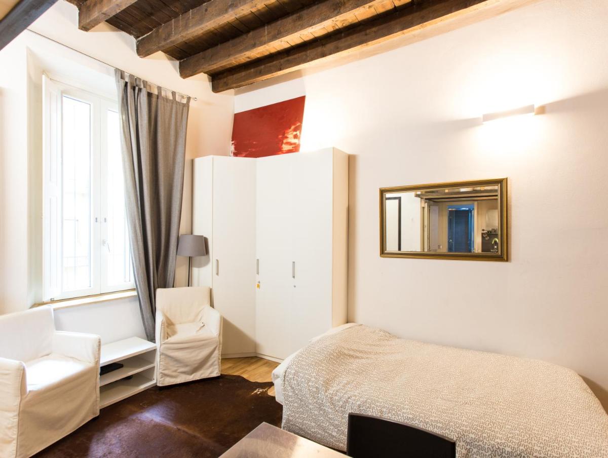 Suitetrails - Milano's Apartment Navigli Studio