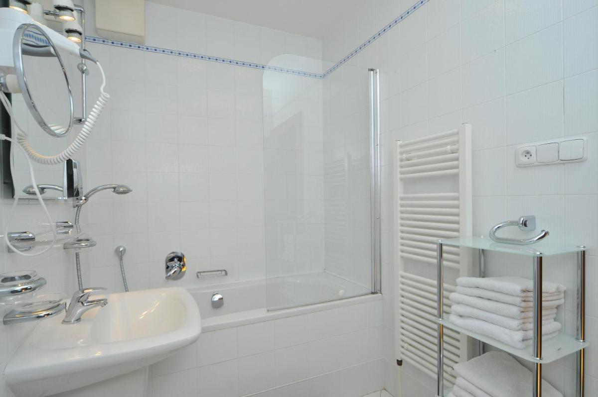 Selinor Old Town Apartments - Housity