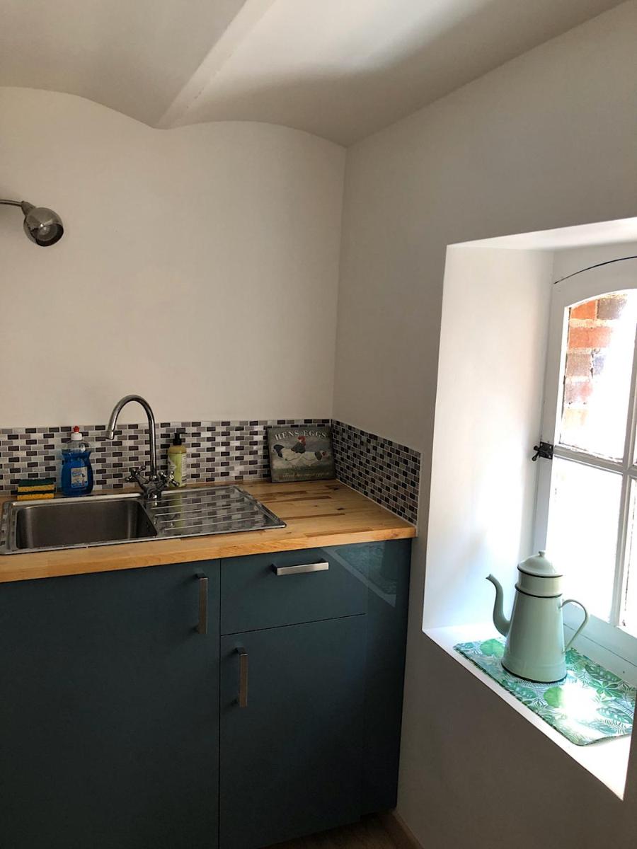 COMME CHEZ SOI - Housity