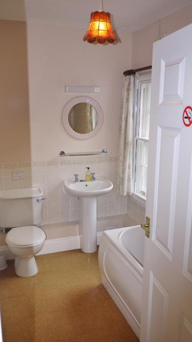 Leadon House Hotel - Housity