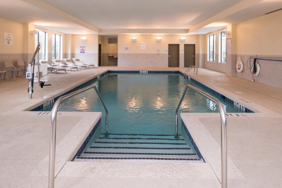 Holiday Inn Express & Suites Monroe, an IHG Hotel - Housity