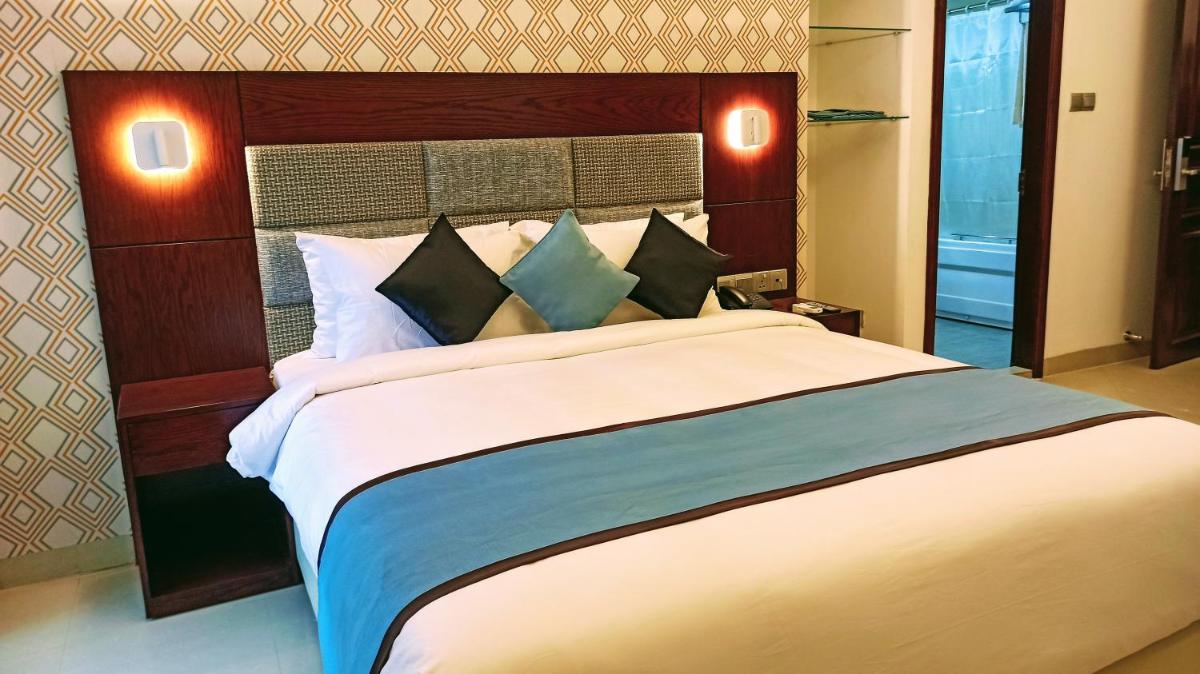 Nascent Gardenia Luxury Suites - Housity