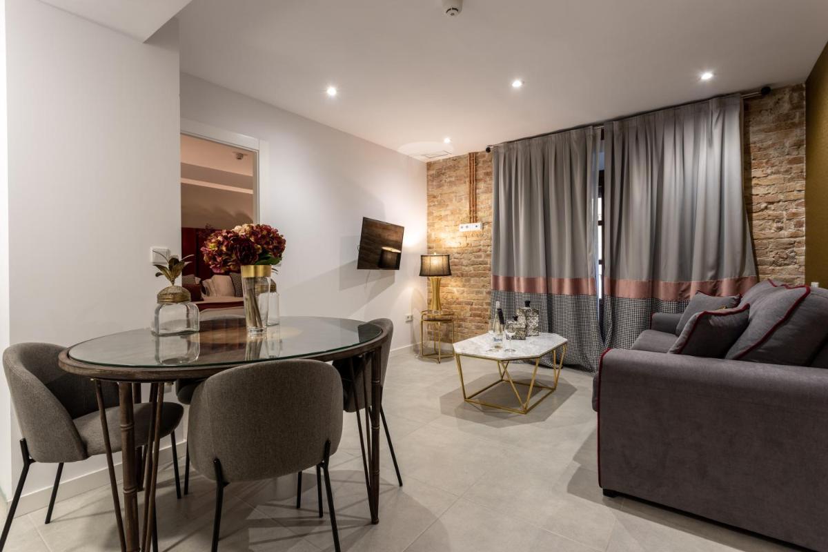 BiBo Suites Plaza Nueva - Hizvo
