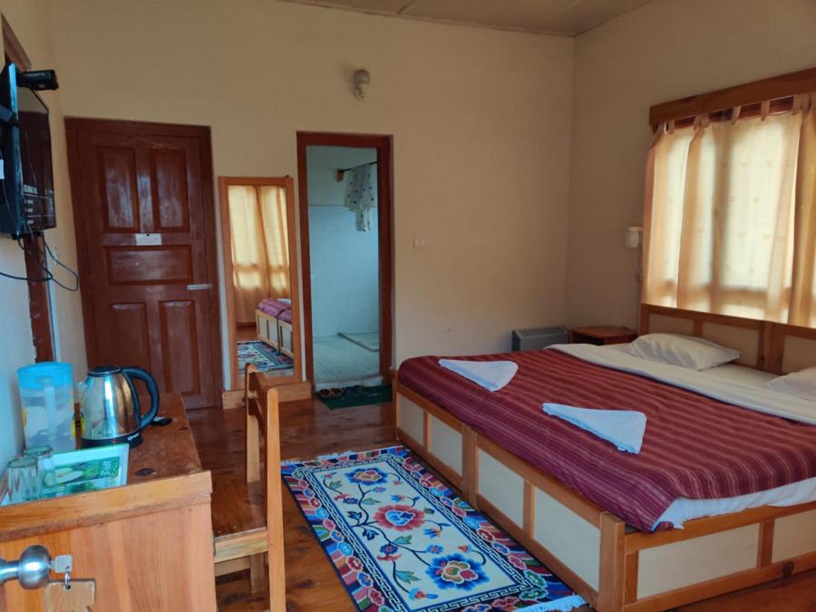 Nirvana Lodge - Housity