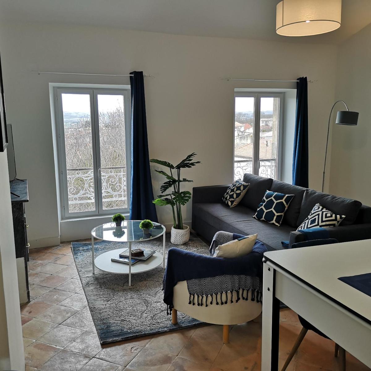 Suite Mermoz -T3- Belle vue - Billard-wifi-Vélo - Housity