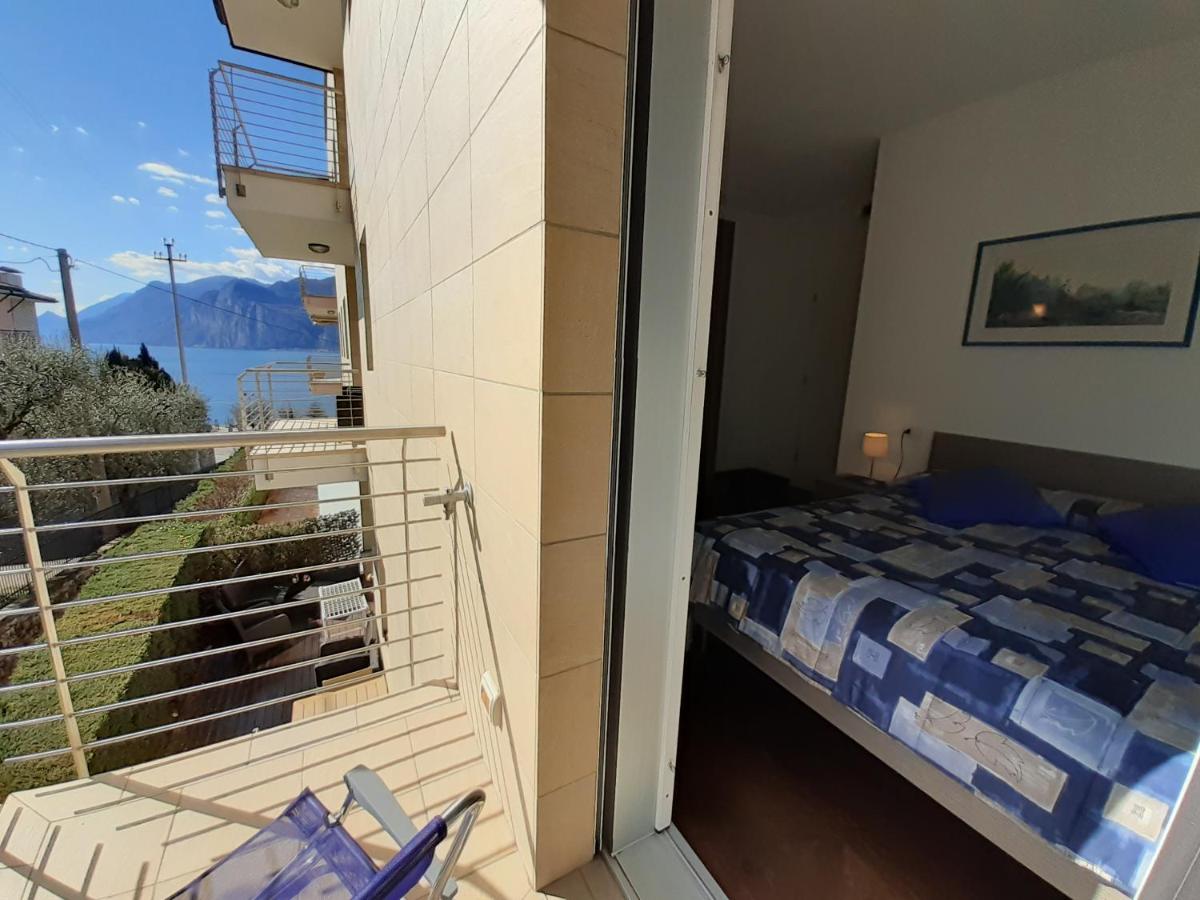 Lake View Apartment - Housity