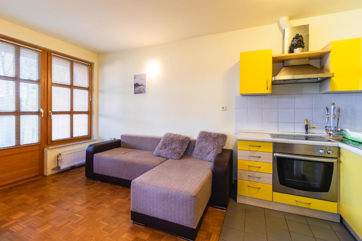 Relax apartment in Banovci - Housity