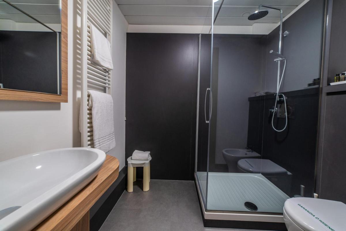 Hotel Gardenia - Housity