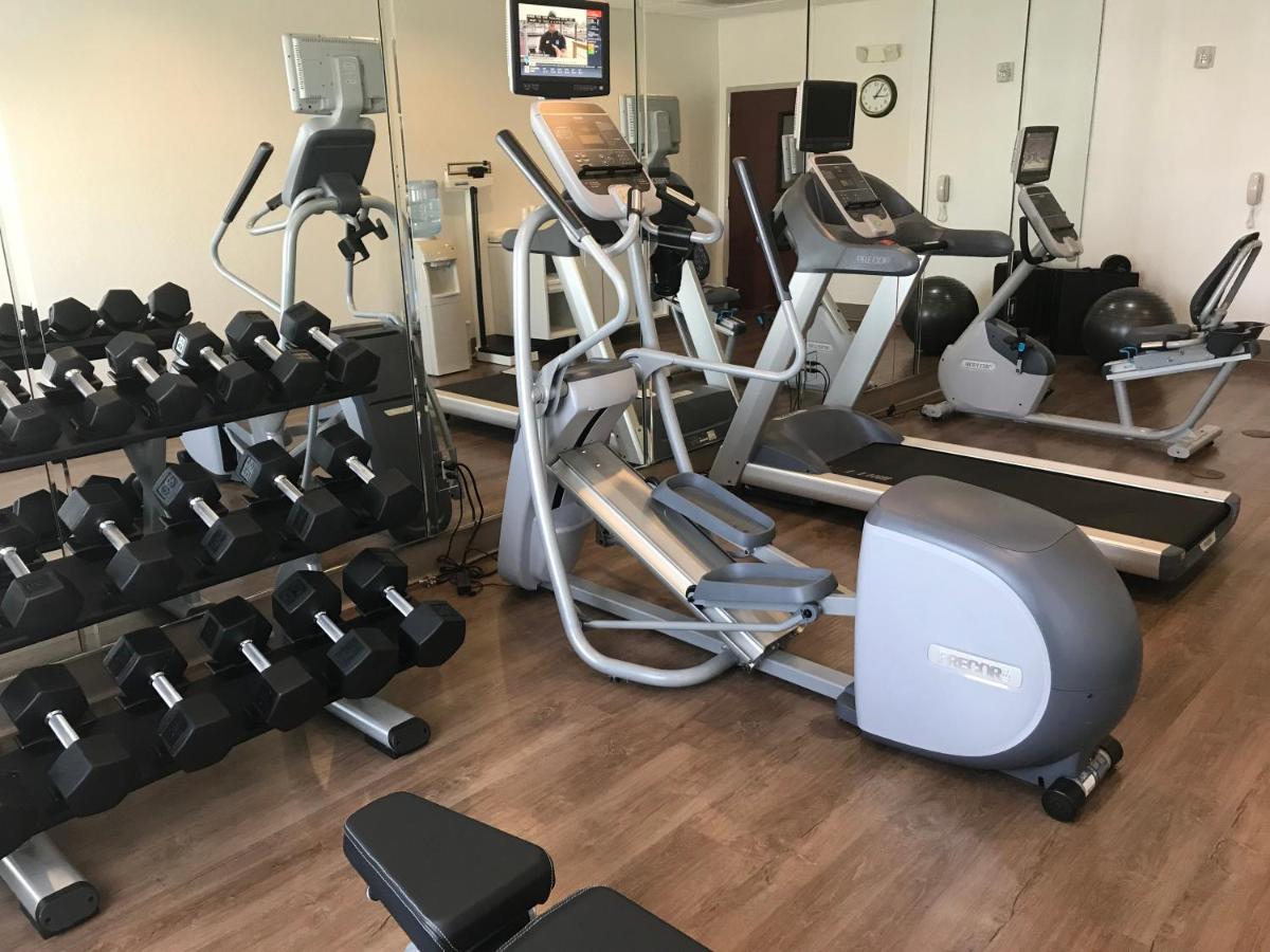 Holiday Inn Express Orlando - South Davenport, an IHG Hotel - Housity