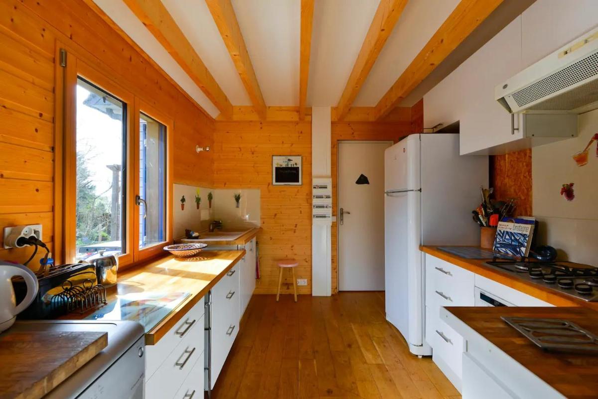 Plage700m, Maison d'hôte très calme,écrin de verdure, Sauna, Borne élect, Bord GR34 - Housity