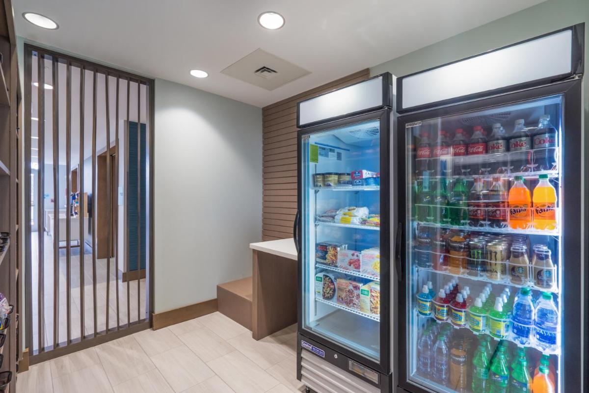 Holiday Inn Express & Suites Greenville SE - Simpsonville, an IHG Hotel - Housity