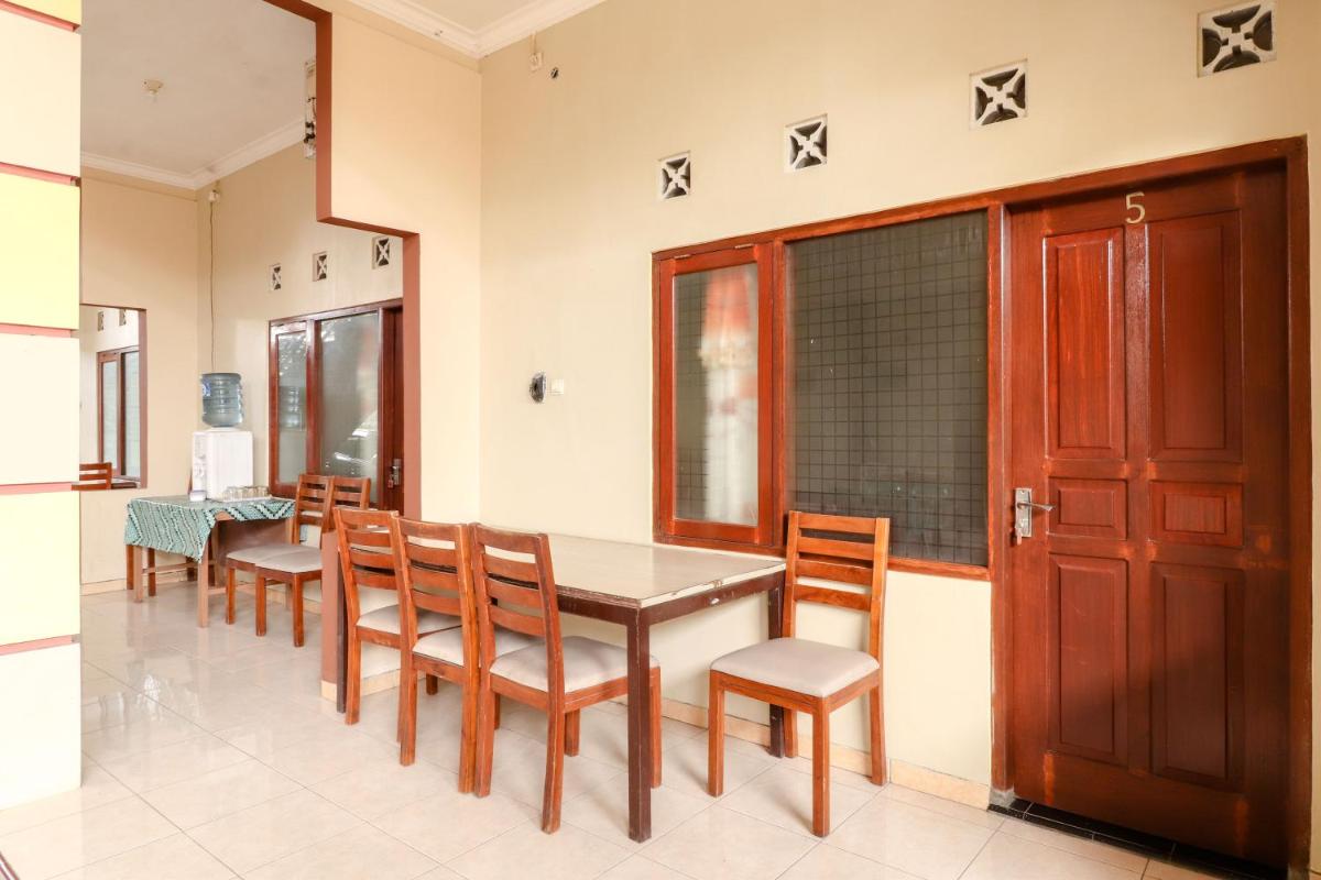 The Joglo Family Hotel - Housity