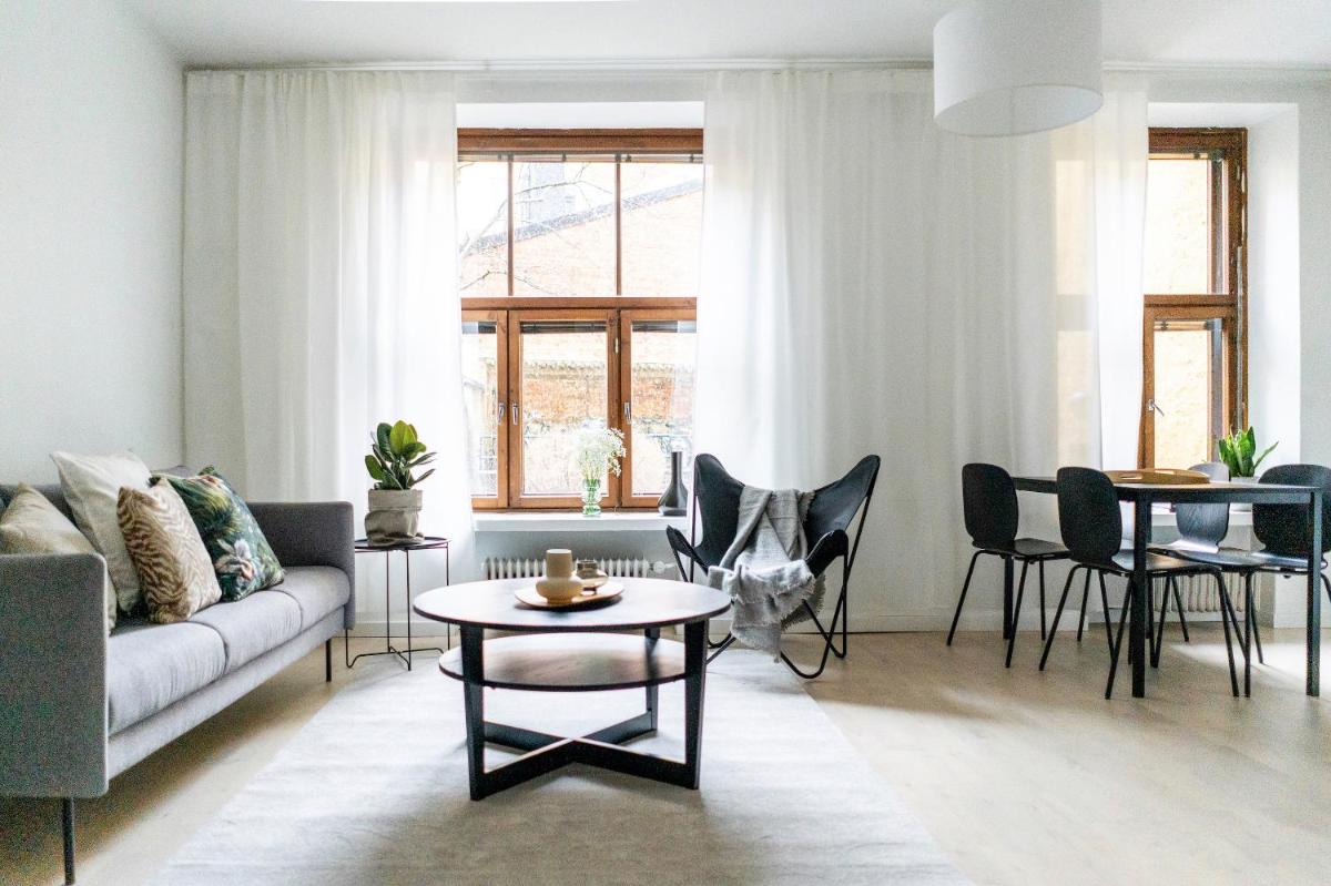 Roost Laivasto 12 - Housity