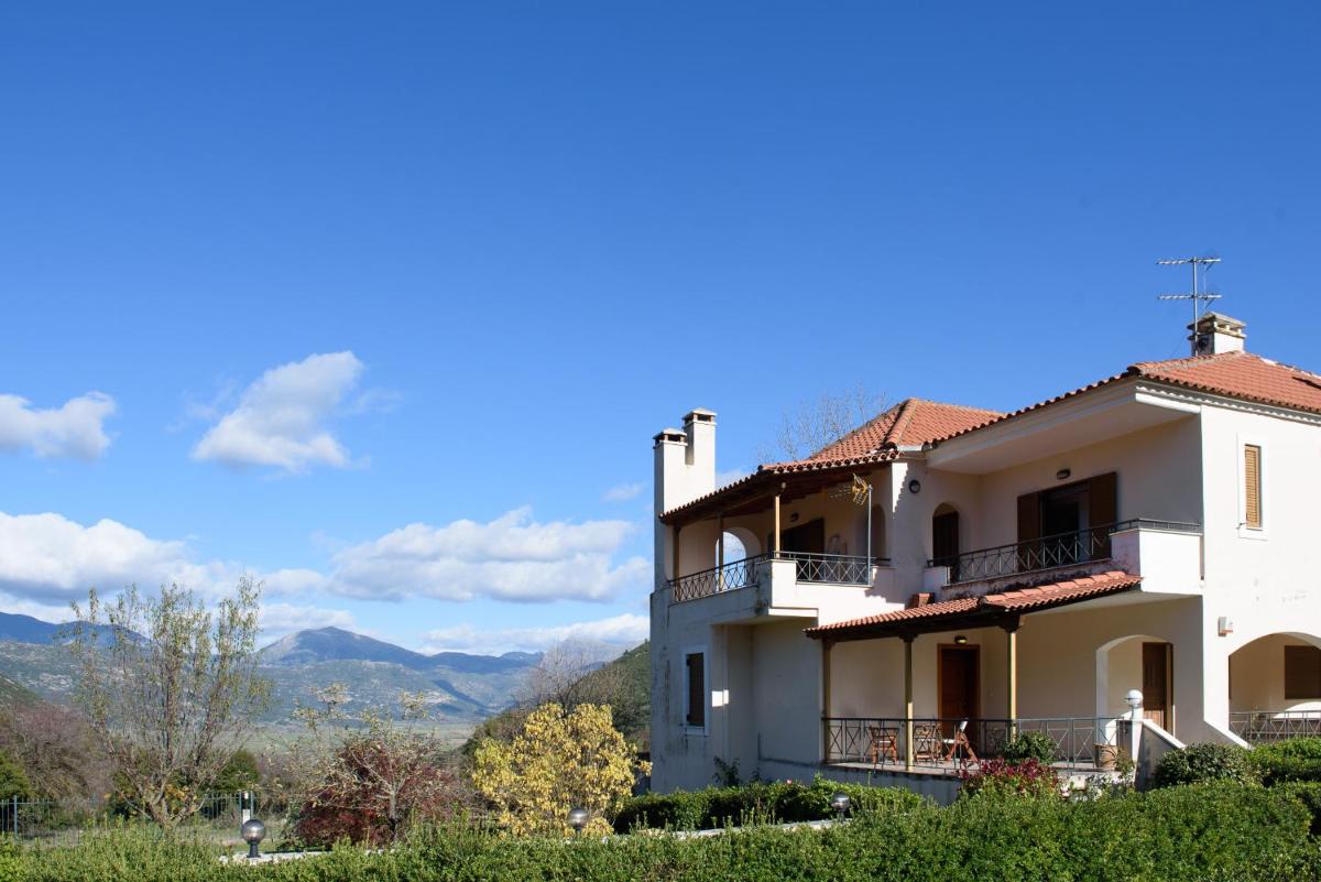 Villa Mainalo - House near the Forest & Ski resort - Housity