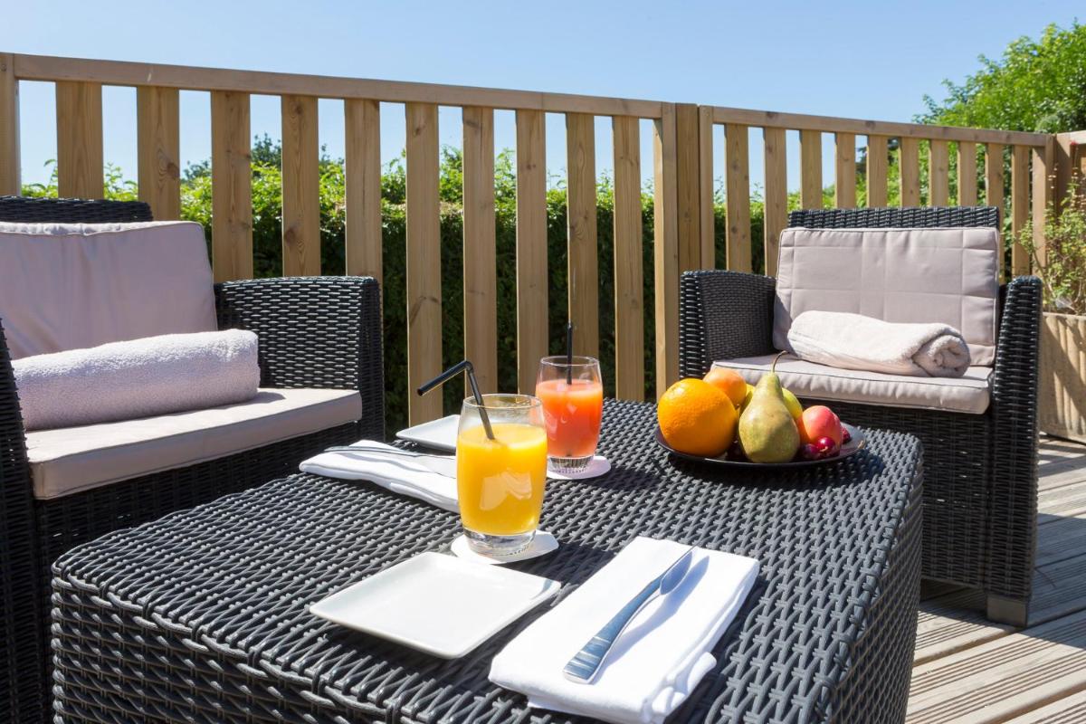Balcon ou terrasse dans l'établissement Hotel Restaurant Spa du Tumulus Carnac
