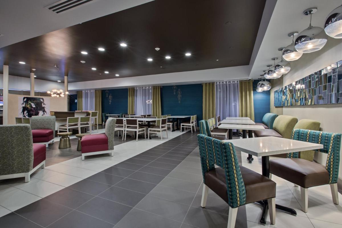 Holiday Inn Express & Suites Carlisle by IHG - Housity