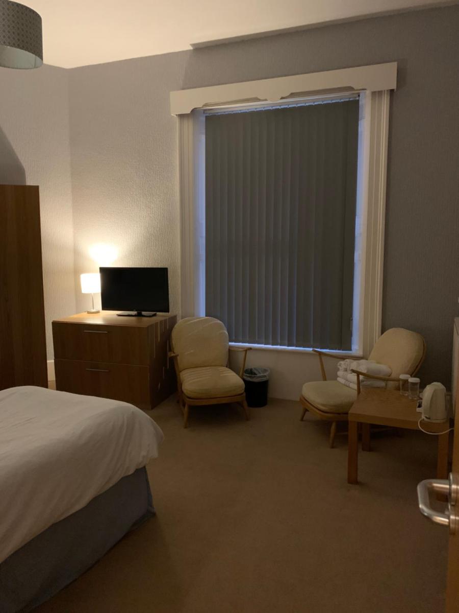 The Corner Rooms - Housity