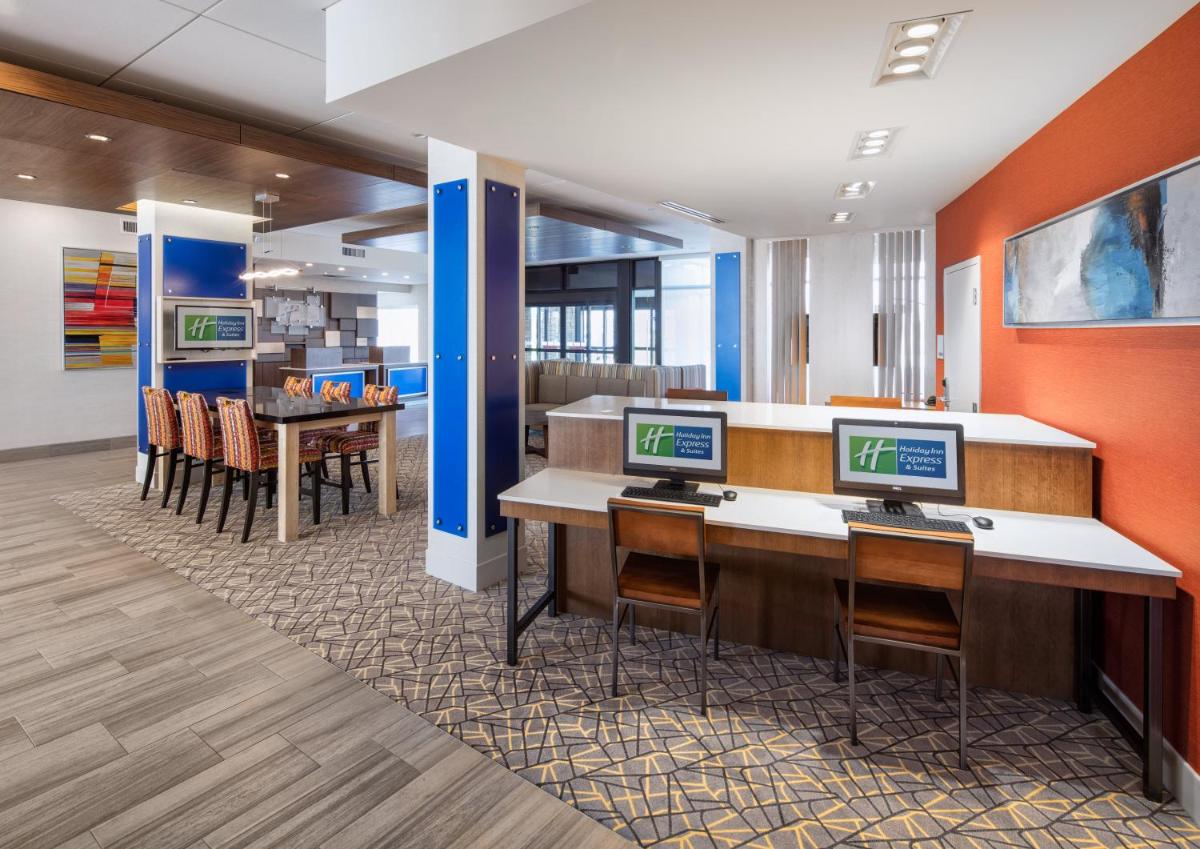Suitetrails - Holiday Inn Express East Peoria - Riverfront, an IHG Hotel