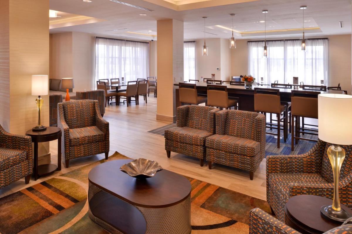 Holiday Inn Express Hotels & Suites Loma Linda by IHG - Housity