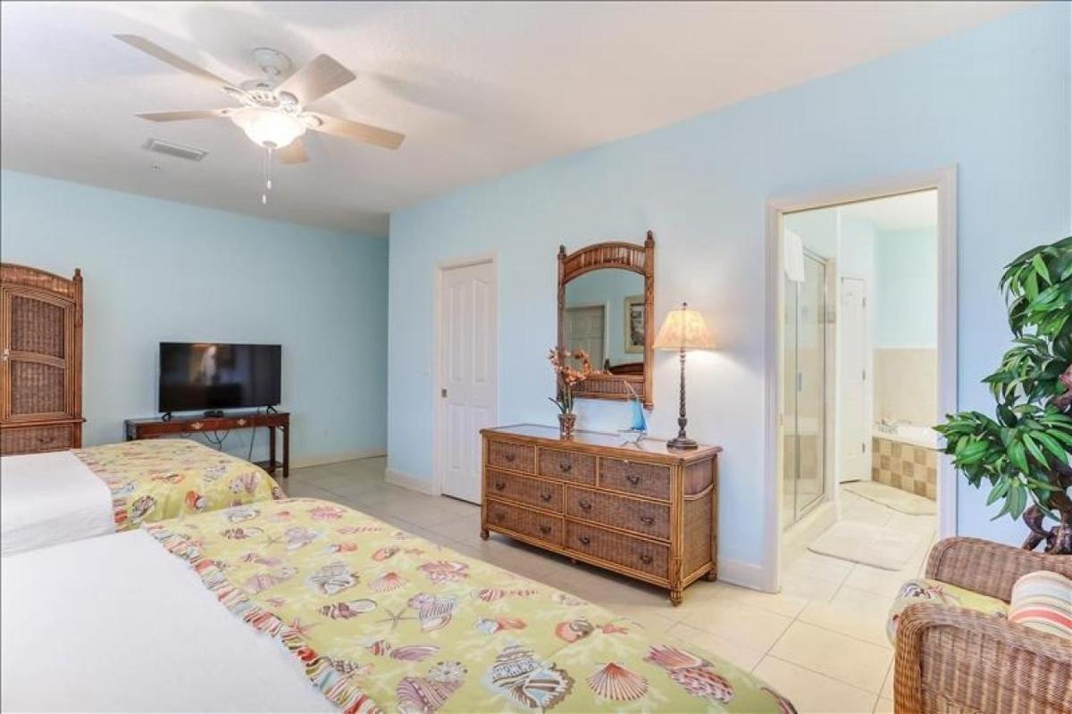 241 S Fletcher - Housity