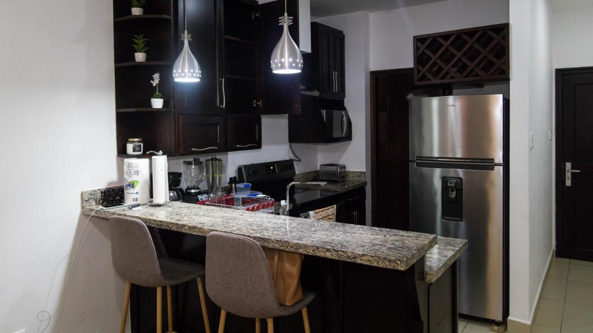 Suitetrails - Modern Condo, Great location!