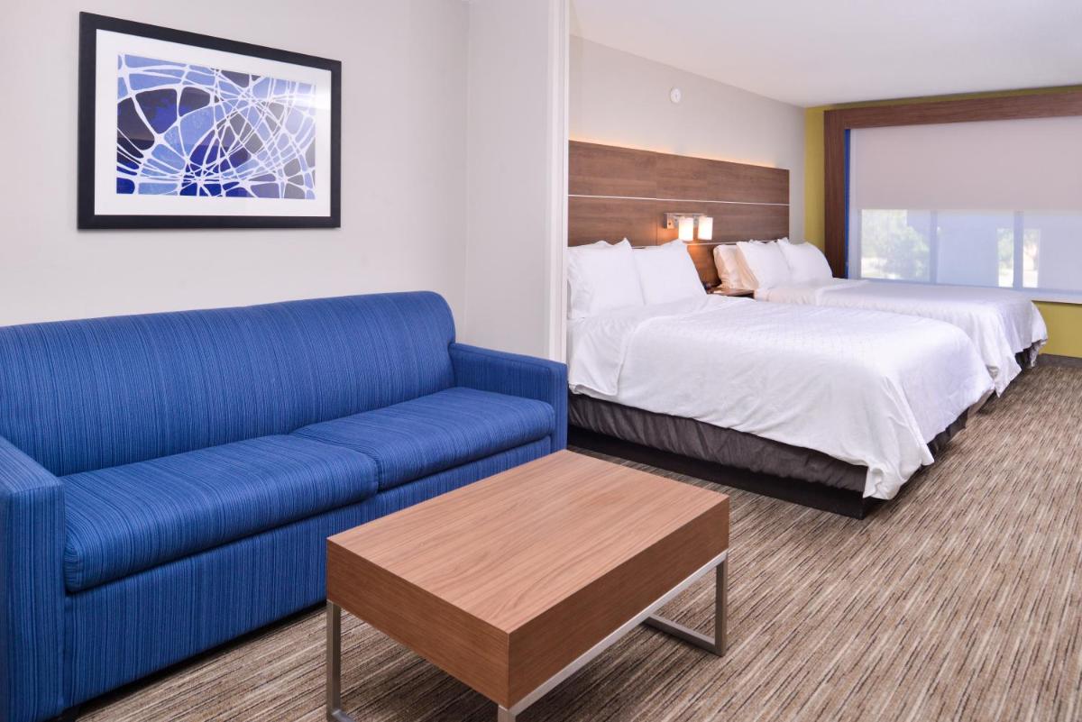 Holiday Inn Express & Suites Selma by IHG - Housity