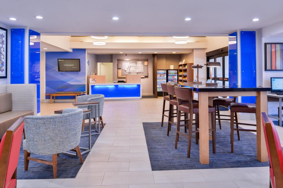 Holiday Inn Express & Suites Selma by IHG - Housity