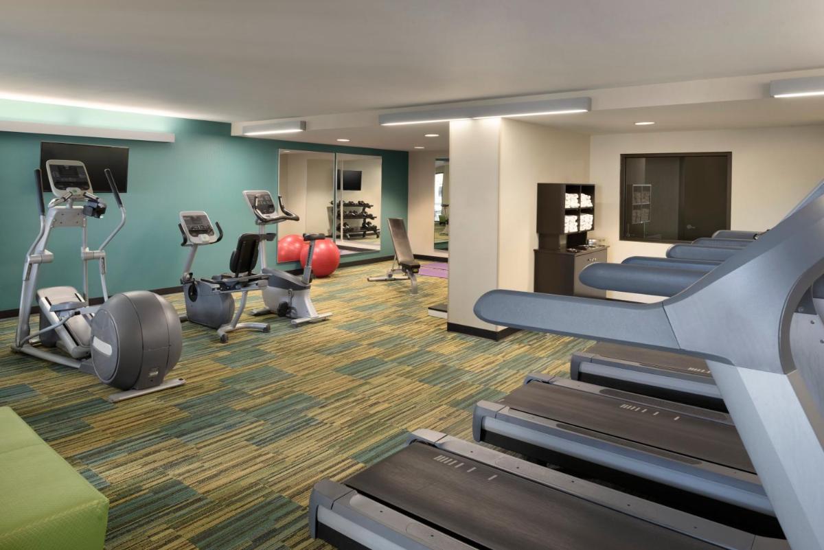 Holiday Inn & Suites Duluth-Downtown, an IHG Hotel - Housity